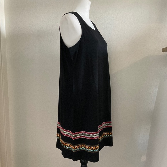 Dress Black Embroidery Sleeveless Size XXL (runs small) - Picture 7 of 9
